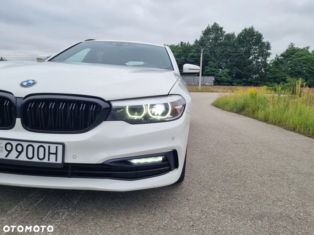 BMW Seria 5 525d Sport Line sport - 10