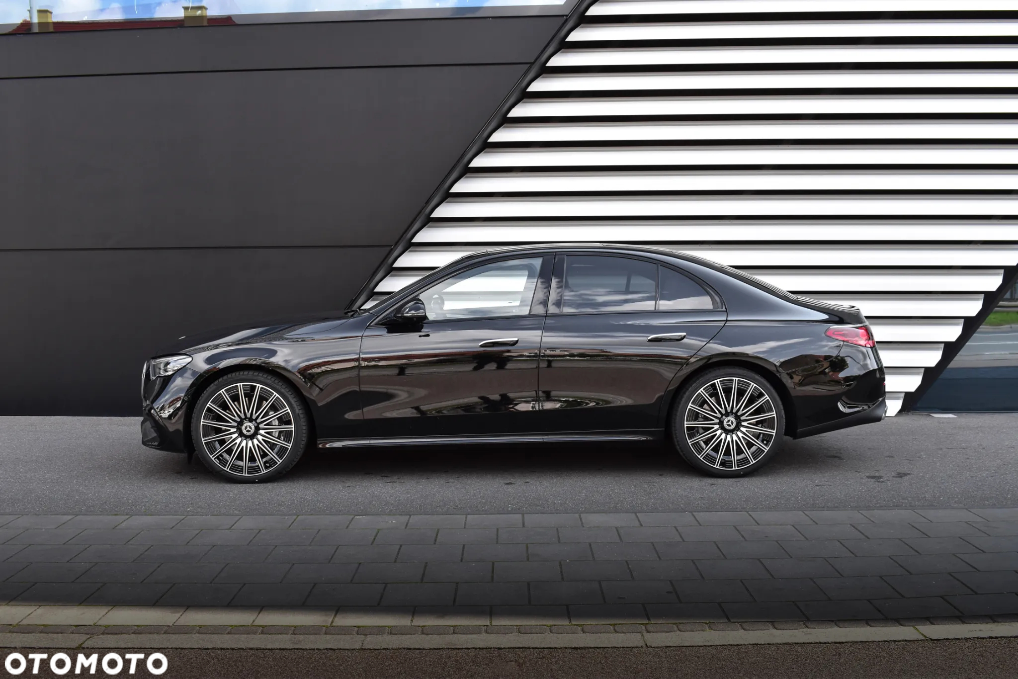 Mercedes-Benz Klasa E 450 d T 4Matic 9G-TRONIC - 5