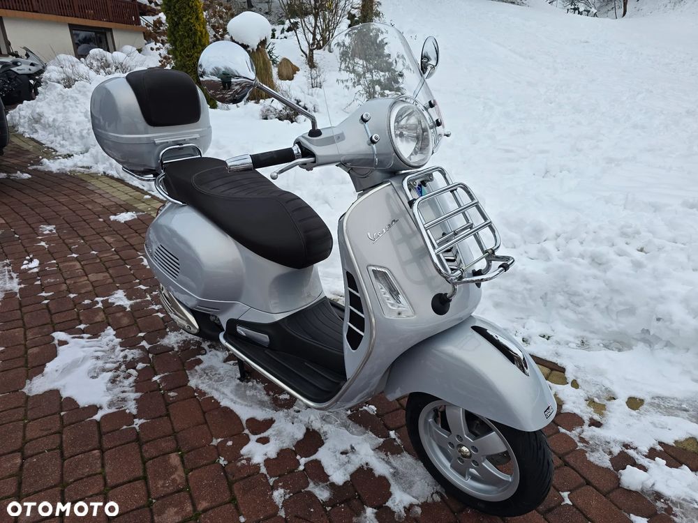 Piaggio Vespa - 4