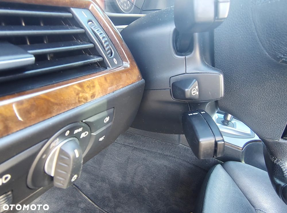 BMW Seria 5 530xd Edition Exclusive - 14