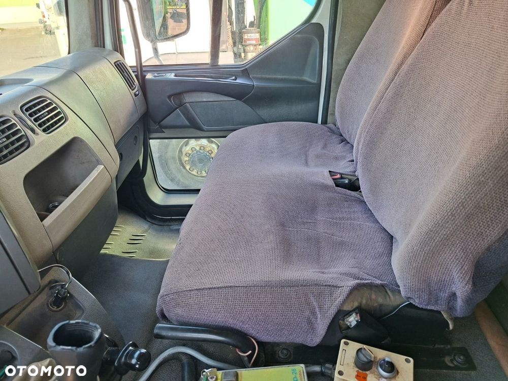 Renault Midlum 280.16 P 4X4 - 25