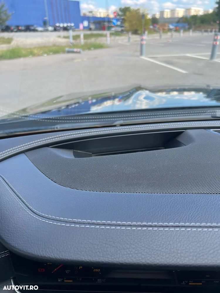 Mercedes-Benz E 300 d - 11