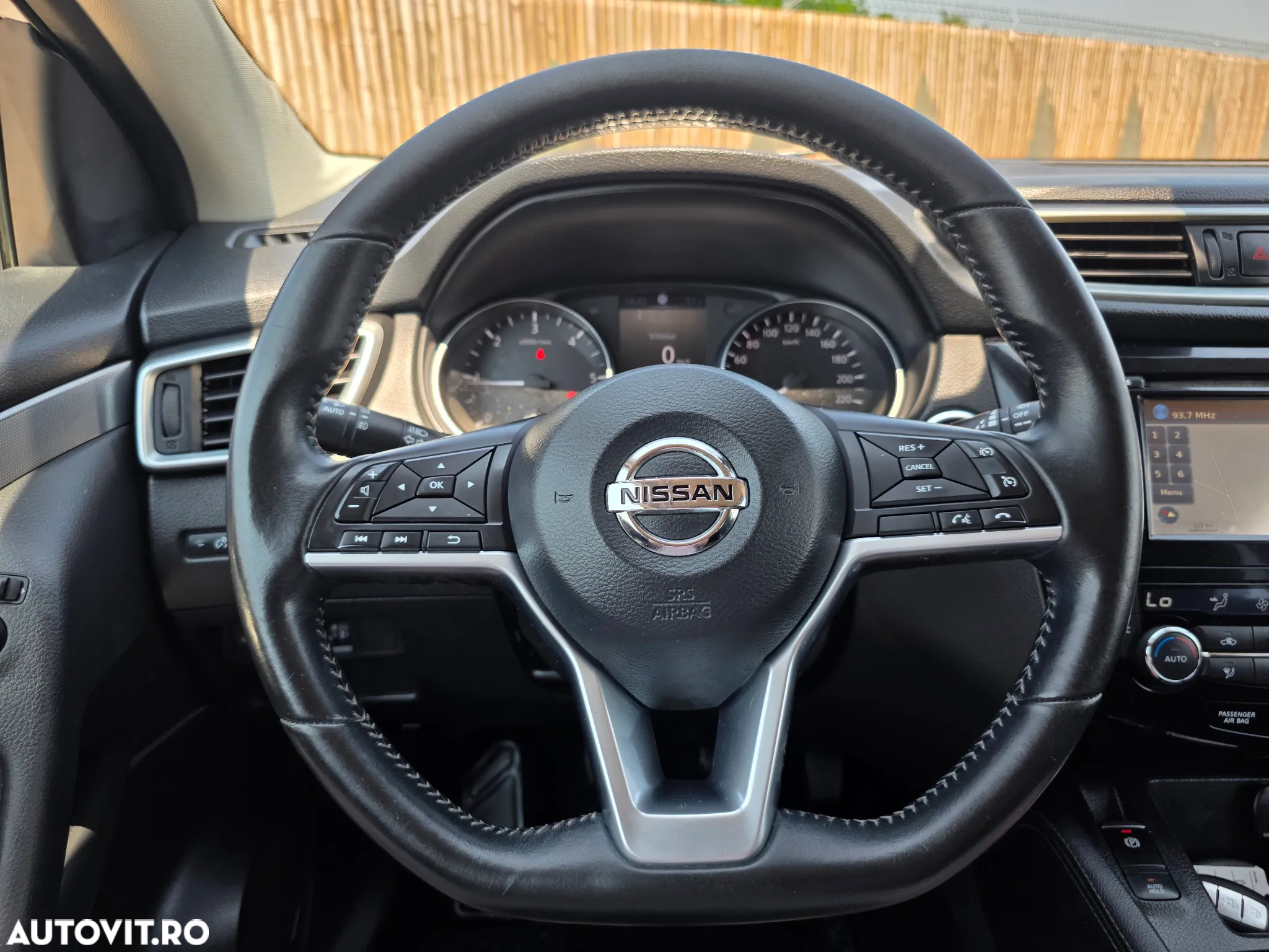 Nissan Qashqai 1.5 DCI Start/Stop N-Connecta - 26
