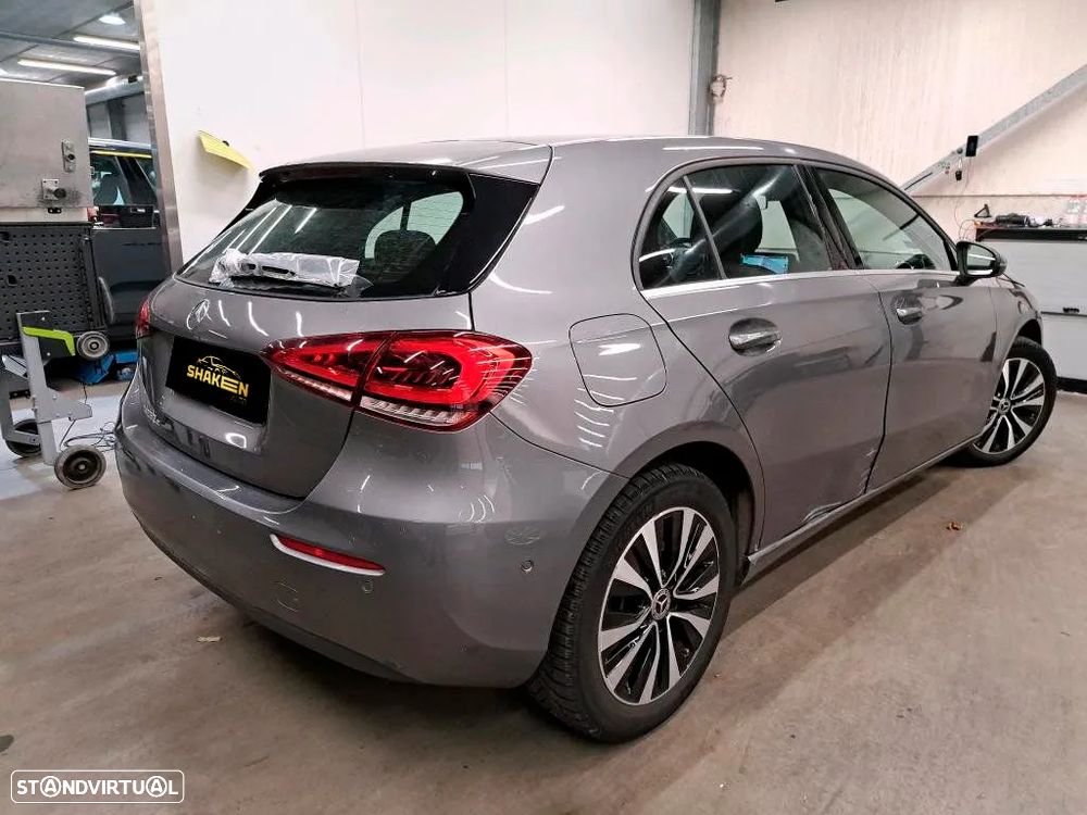 Mercedes-Benz A 250 e Progressive - 2