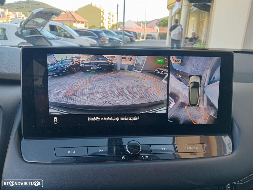 Nissan Qashqai 1.3 DIG-T N-Connecta LED - 17