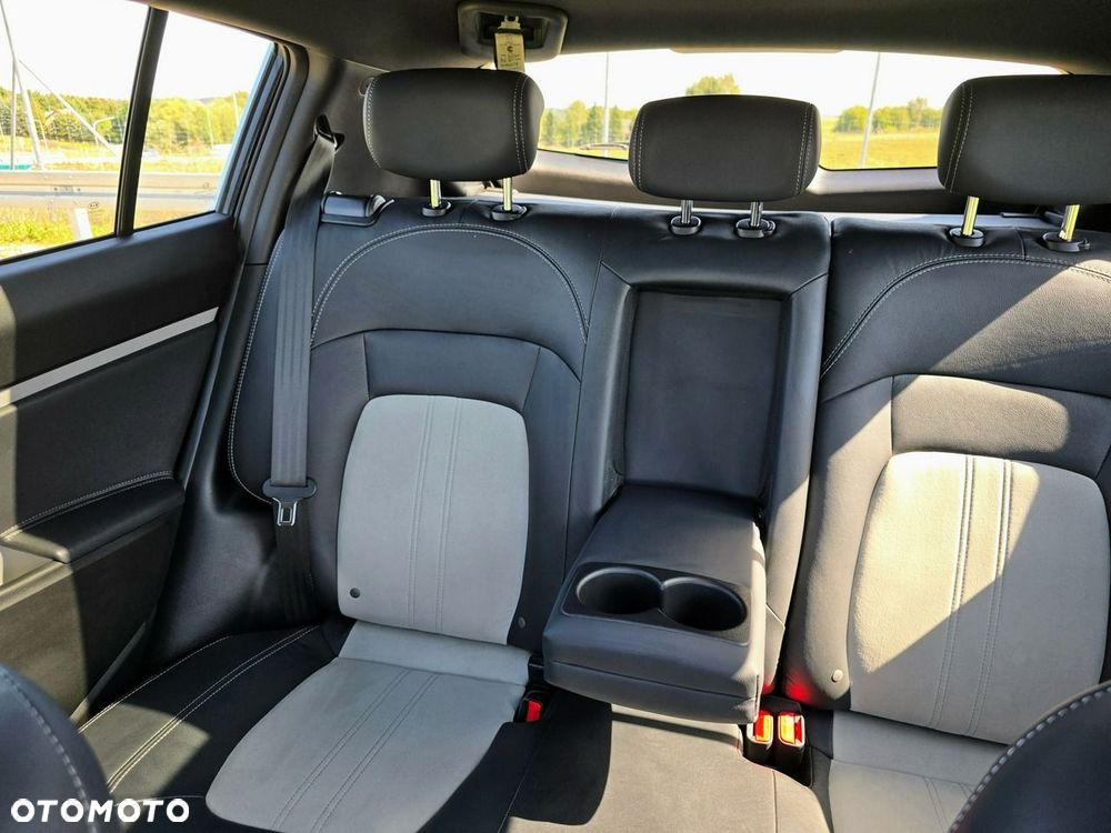 Kia Sportage 2.0 CRDI 184 AWD Platinum Edition - 29