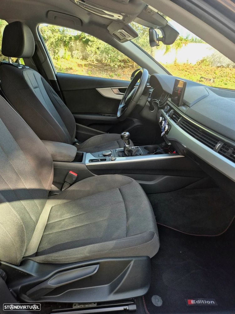Audi A4 Avant 2.0 TDI Business Line - 12