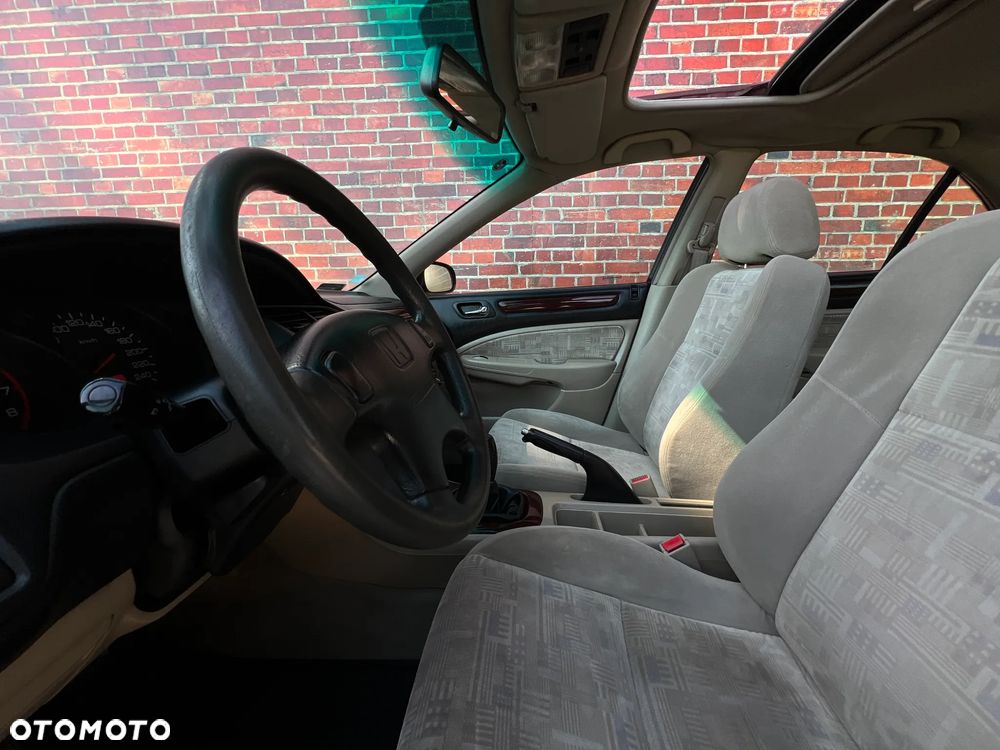 Honda Accord - 9