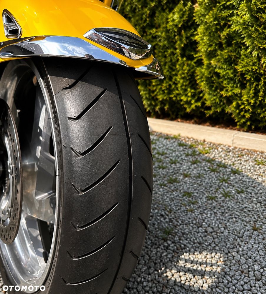 Honda GL - 8