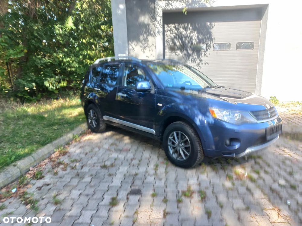 Mitsubishi Outlander 2.4 4WD CVT Intense - 2