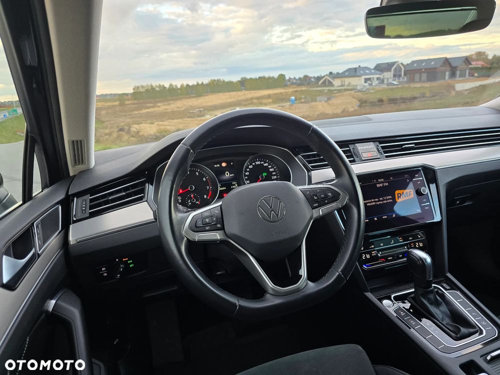 Volkswagen Passat 2.0 TSI Elegance DSG - 20
