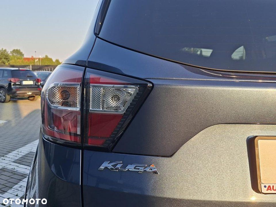 Ford Kuga - 8