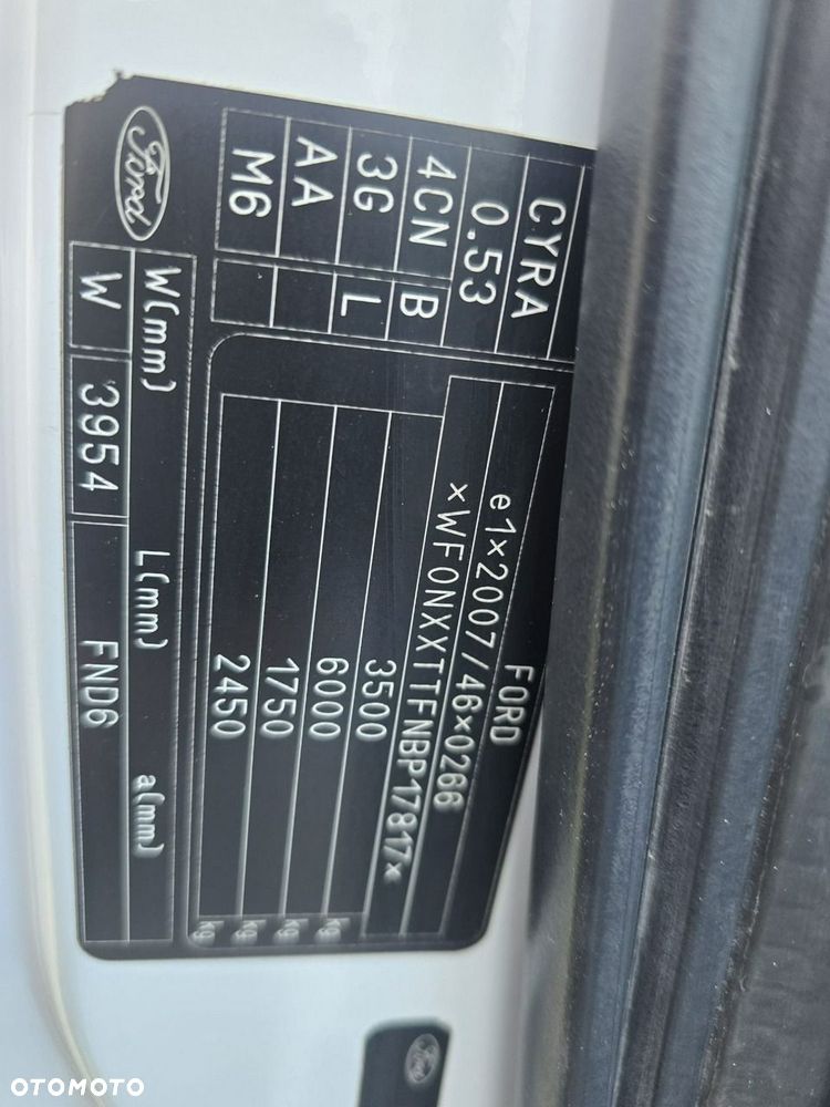 Ford Transit - 21