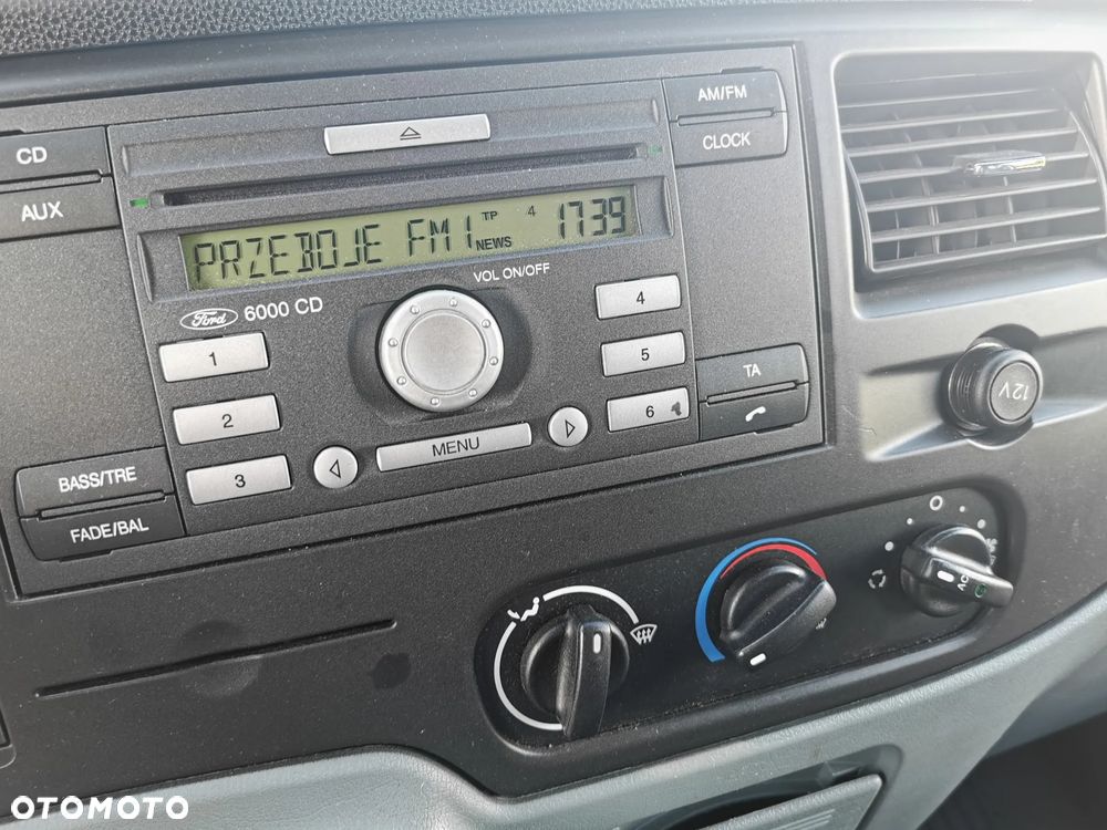 Ford Transit 350L Trend - 14