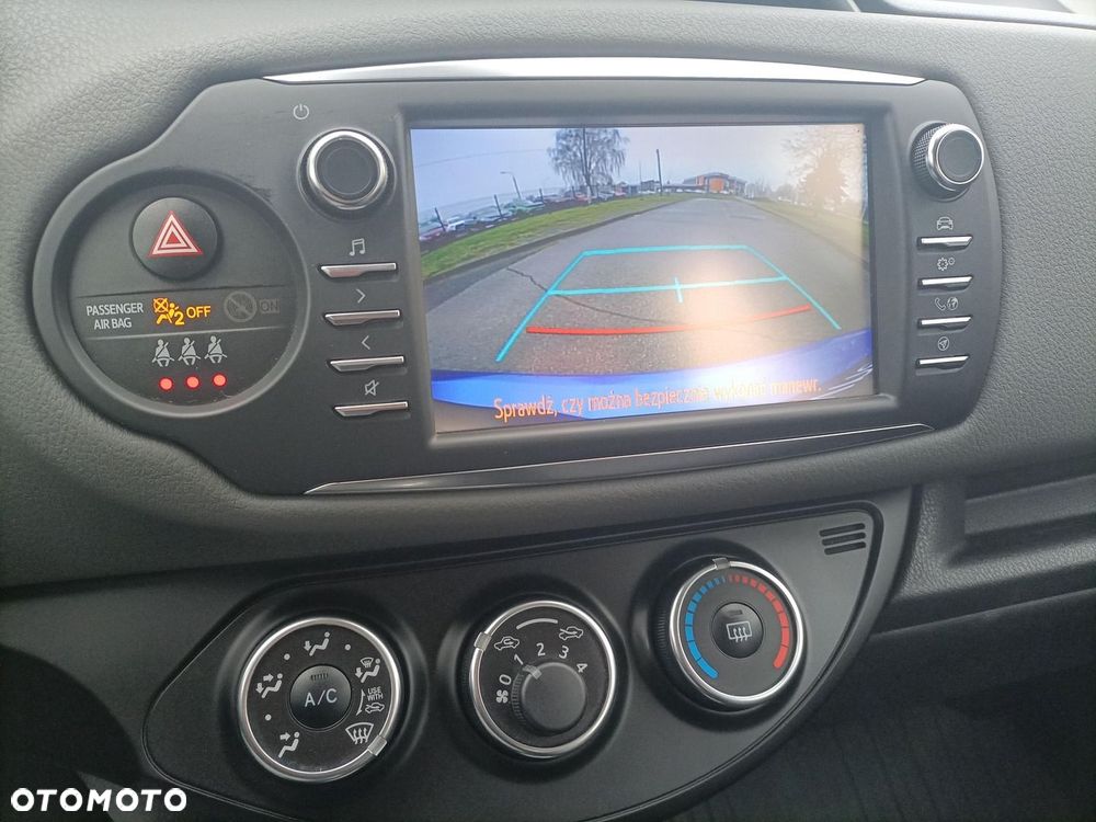 Toyota Yaris - 13