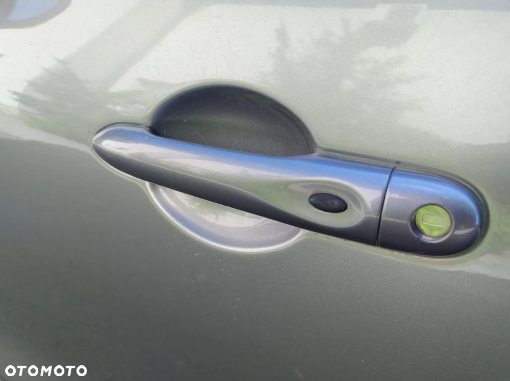 Renault Clio Energy dCi 90 Start & Stop EDC LIMITED - 25