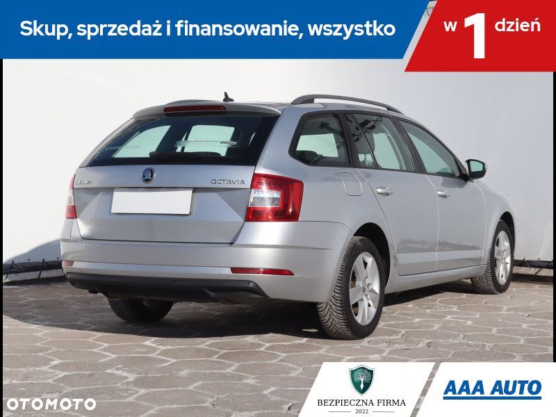 Skoda Octavia - 7