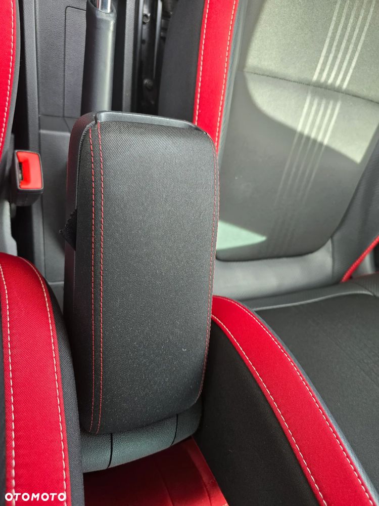 Skoda Fabia 1.0 TSI Monte Carlo - 28