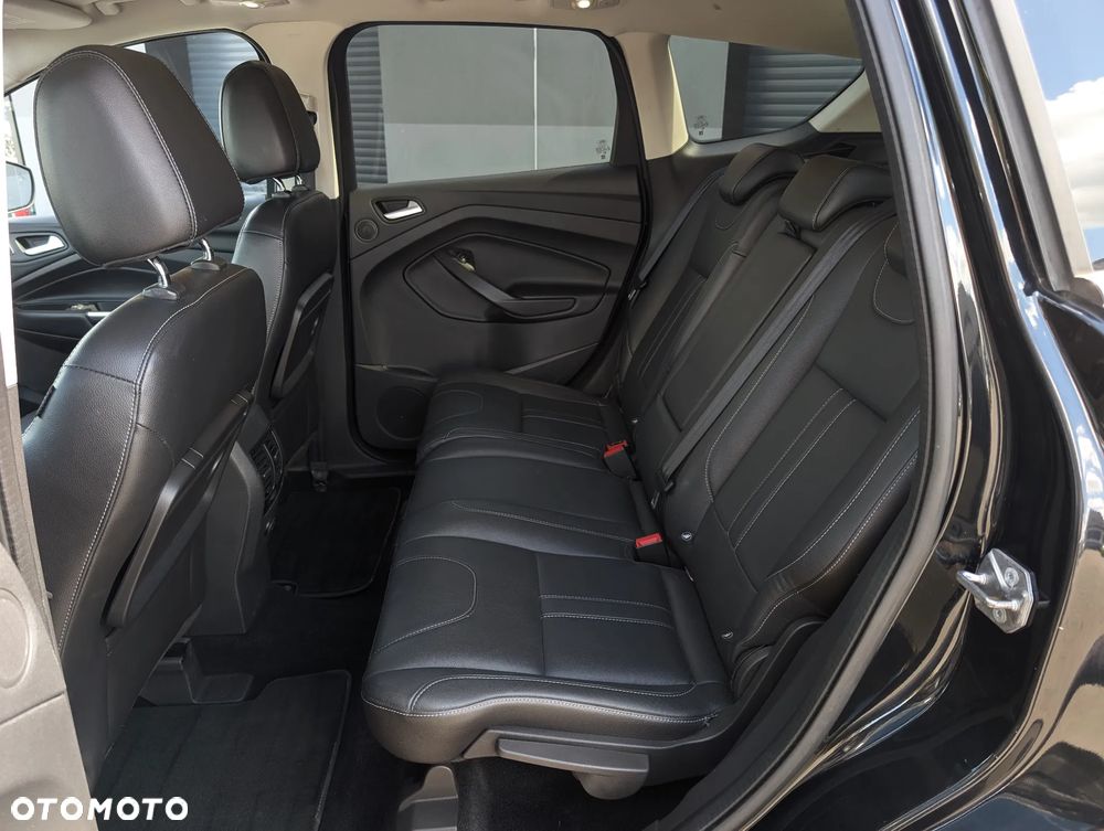 Ford Kuga 2.0 TDCi 4x4 Titanium - 35