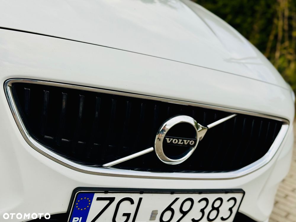 Volvo V40 D4 Drive-E Momentum - 24