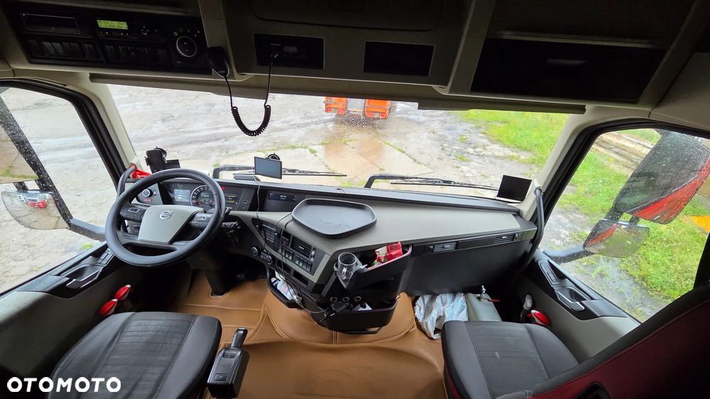 Volvo FH - 12