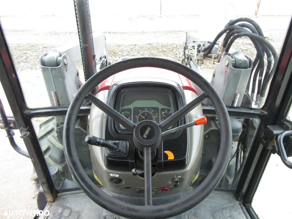 Case IH JX 70 - 16
