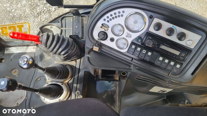 JCB 3CX - 7