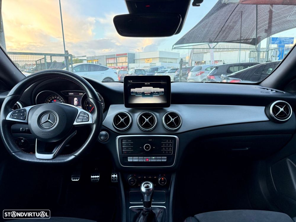 Mercedes-Benz CLA 200 - 18