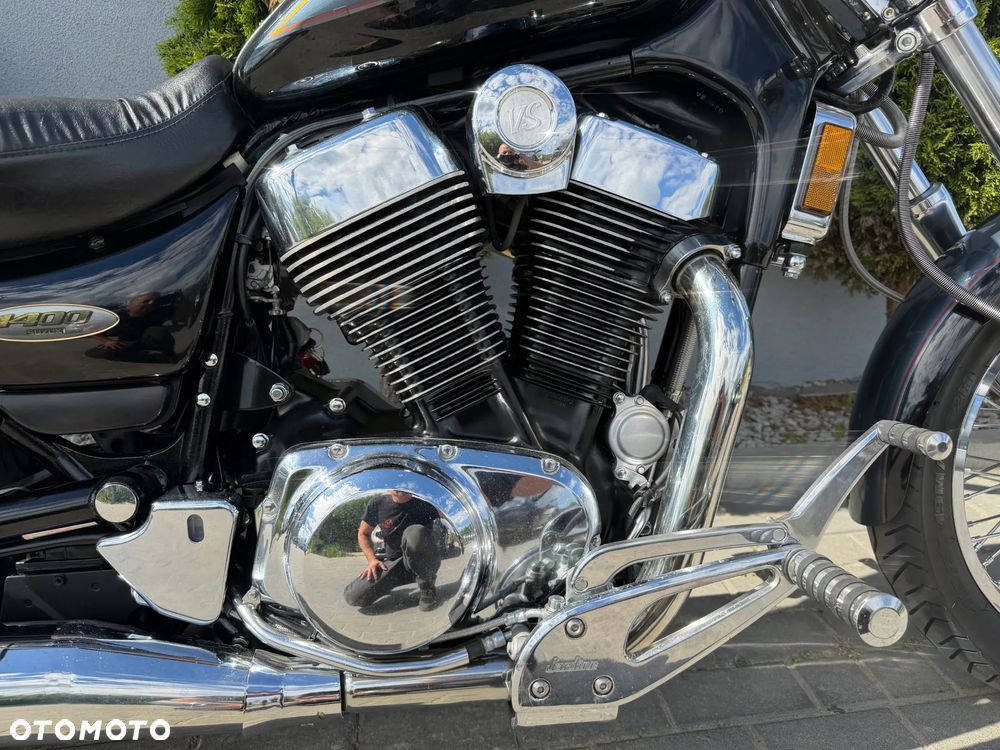 Suzuki Intruder - 25
