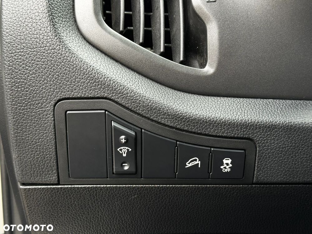 Kia Sportage ver-2-0-xl-2wd - 23