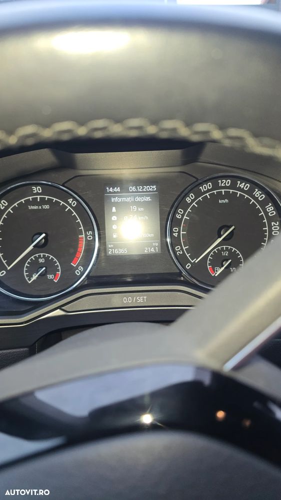 Skoda Superb 1.6 TDI DSG Style - 21