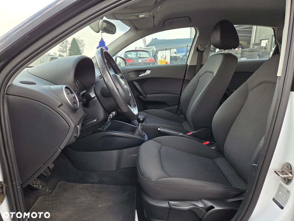 Audi A1 Sportback 1.6 TDI Attraction - 18