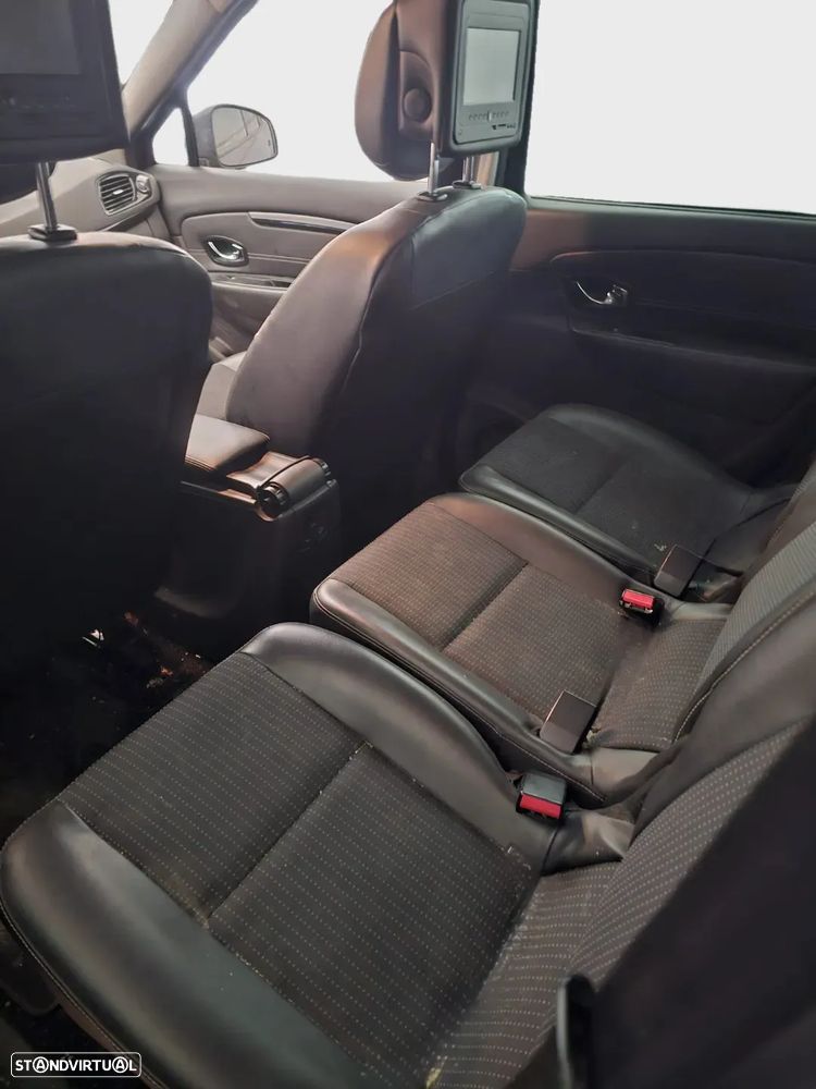 Renault Grand Scénic ENERGY TCe 115 S&S Bose Edition - 8