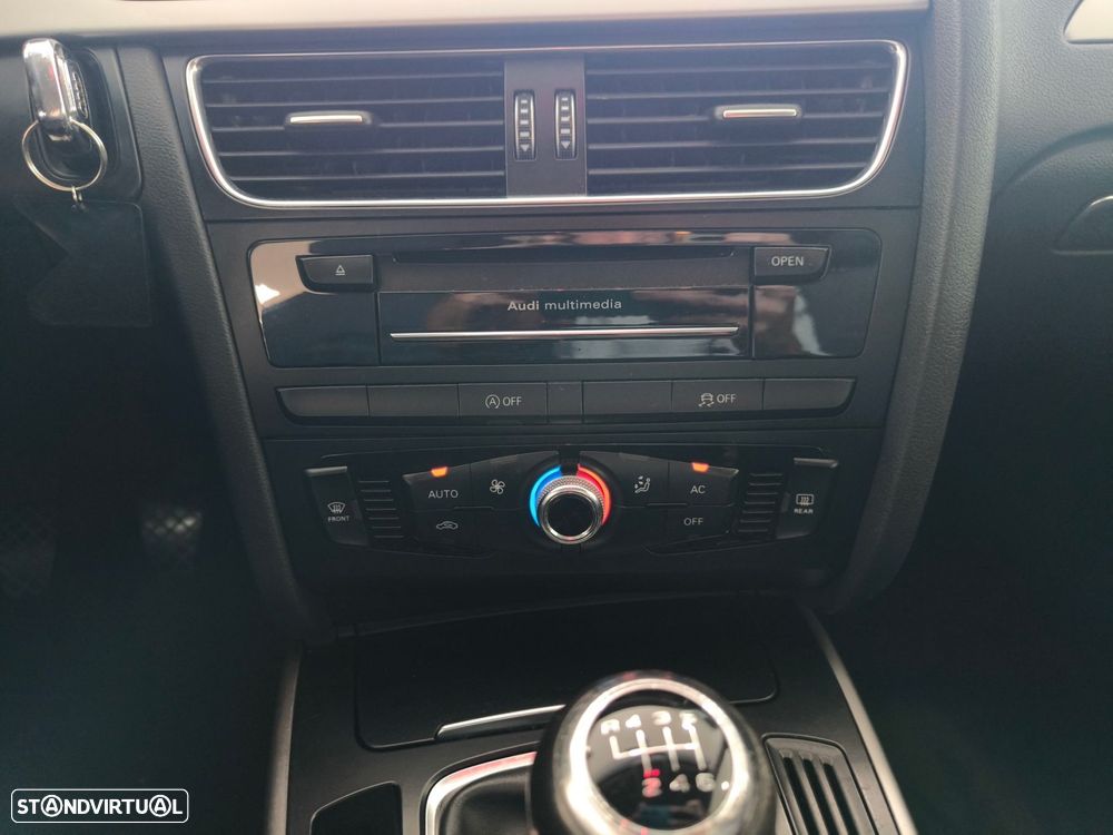 Audi A4 Avant 2.0 TDi Advance - 14