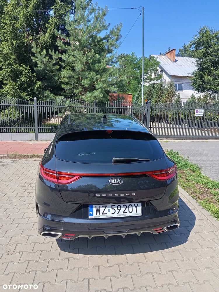 Kia ProCeed - 8