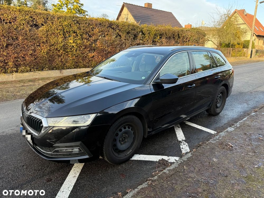 Skoda Octavia 2.0 TDI DSG Edition - 2