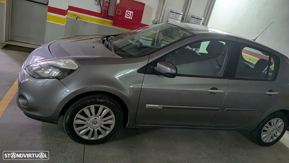 Renault Clio 1.5 dCi Dynamique - 4