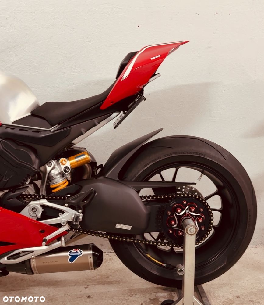 Ducati Panigale V4R - 37