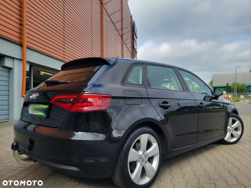 Audi A3 Sportback 2.0 TDI (clean diesel) Attraction - 5