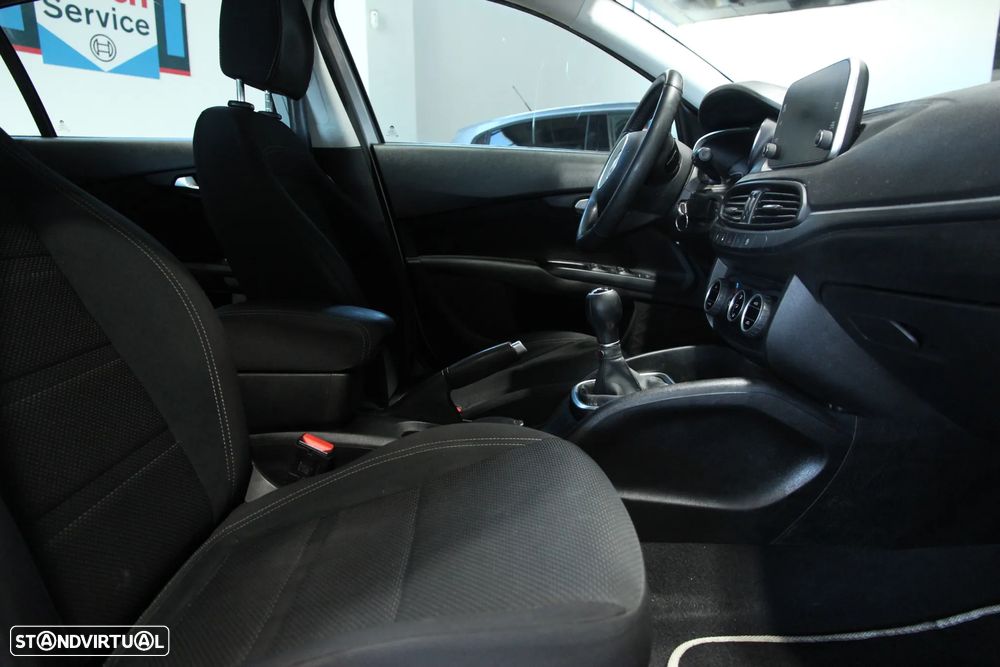 Fiat Tipo 1.3 M-Jet Lounge J17 - 13