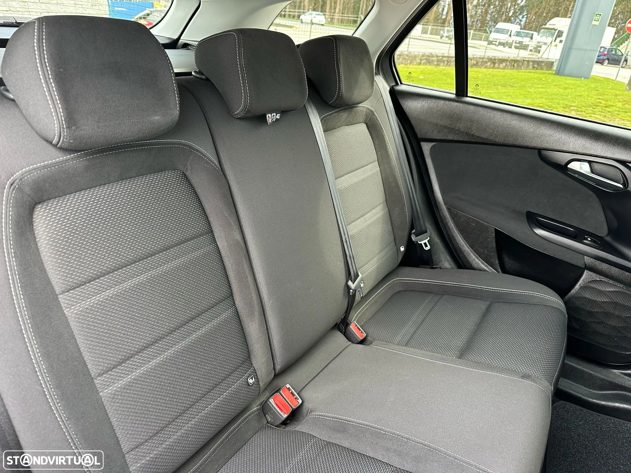 Fiat Tipo Station Wagon 1.3 M-Jet Lounge - 10
