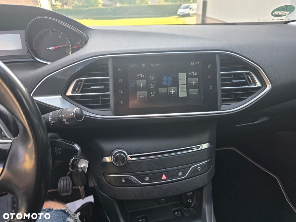 Peugeot 308 - 9