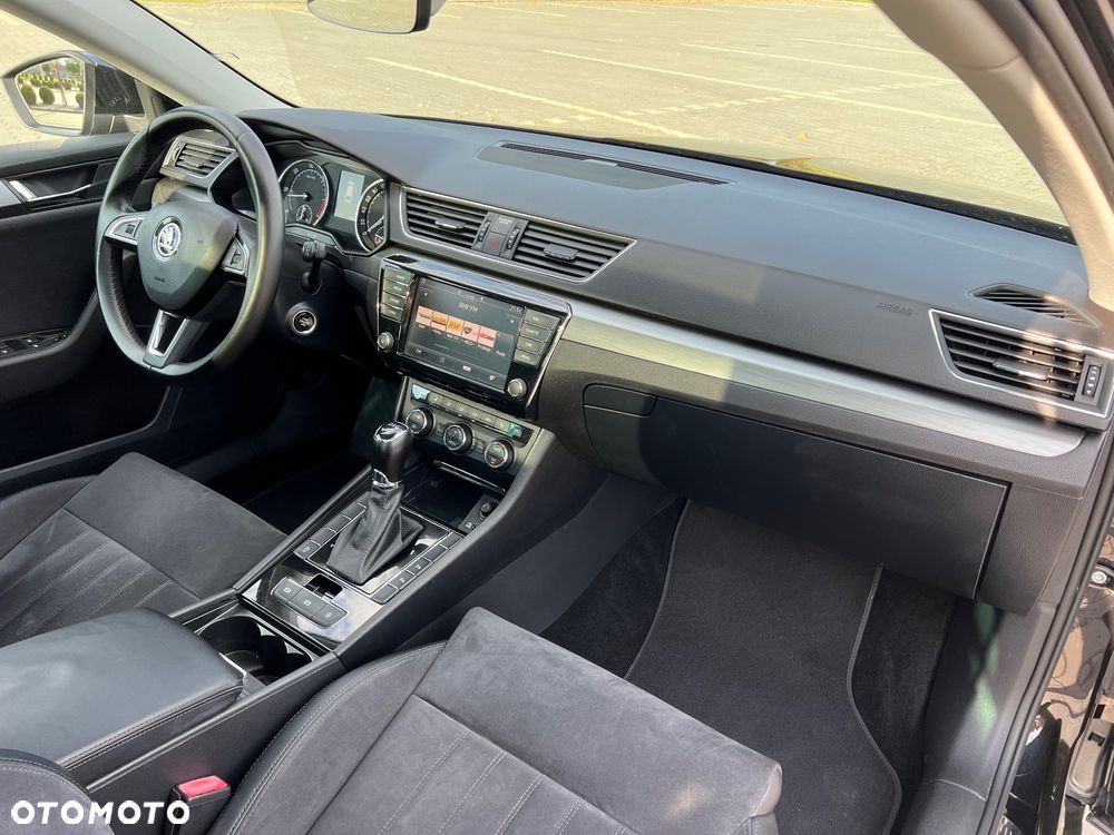 Skoda Superb 1.6 TDI DSG Style - 32