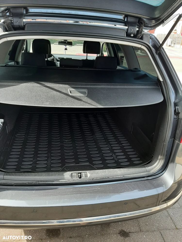 Volkswagen Passat 2.0 TDI Blue TDI DSG Comfortline - 5