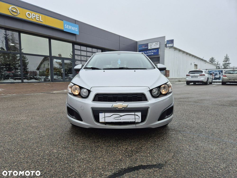 Chevrolet Aveo - 2