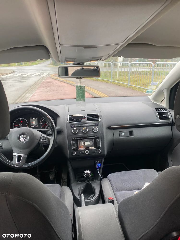 Volkswagen Touran 1.6 TDI DPF BlueMot Comfortline - 11