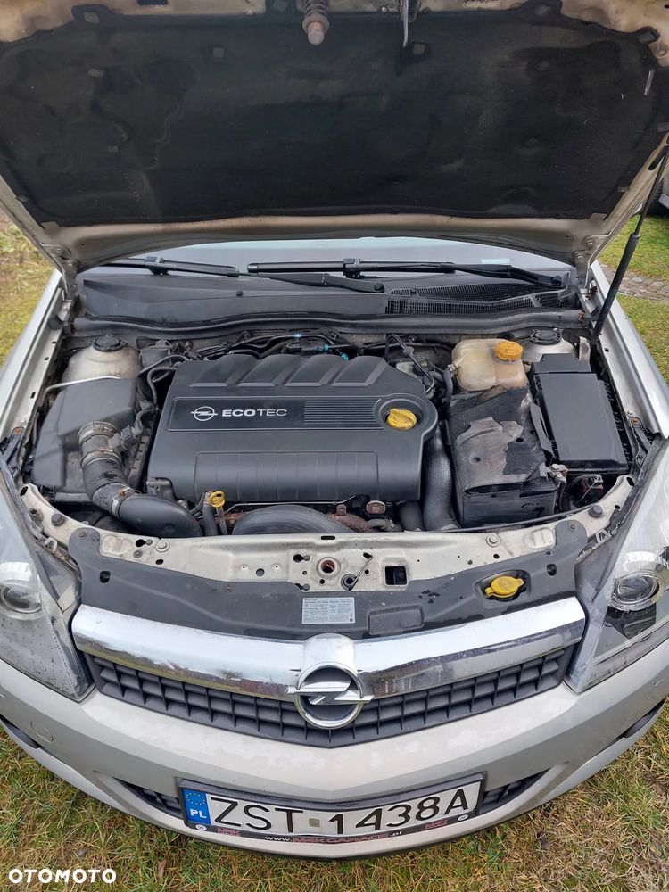 Opel Astra ver-1-9-cdti-cosmo - 16