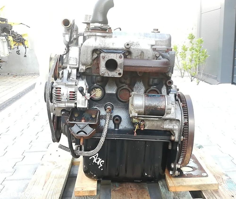 silnik ISEKI E3AE1 8130 zł netto - 7