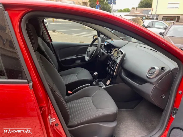 Renault Clio 0.9 TCe Limited - 12