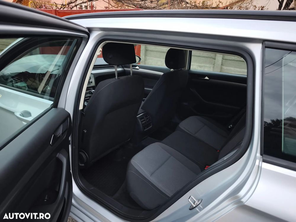 Volkswagen Passat 2.0 TDI (BlueMotion Technology) Highline - 8